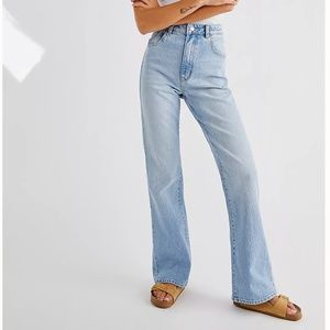 Rolla's Dusters Bootcut Jeans 24 'Sunshine Blue'